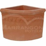 Angolo Decorato in Terracotta Chiara