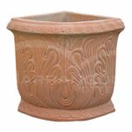 Angolo Decorato in Terracotta Chiara